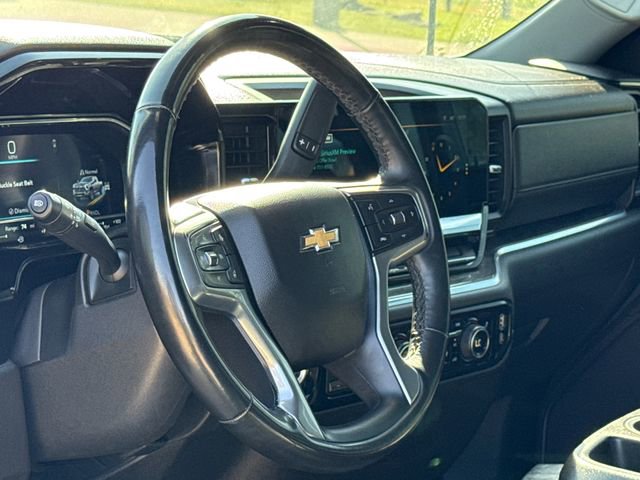 Used 2024 Chevrolet Silverado 2500 LTZ image 16