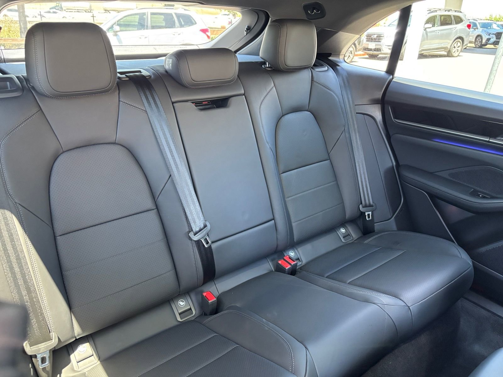 Used 2025 Porsche Macan 4 Electric AWD/4WD image 18