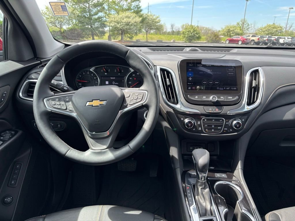 Used 2023 Chevrolet Equinox Premier AWD/4WD image 27