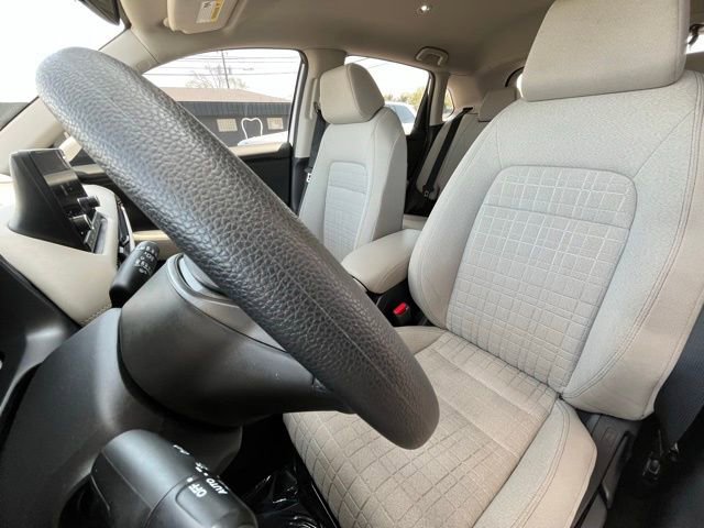Used 2025 Honda HR-V LX image 18