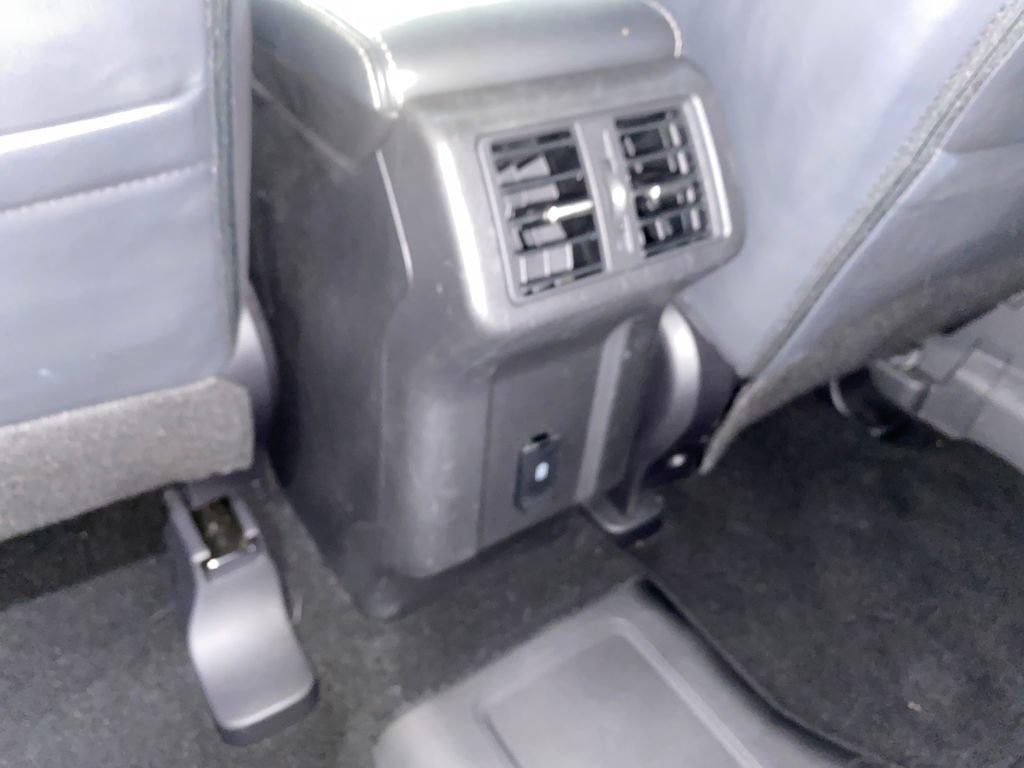 Used 2022 Mitsubishi Outlander SEL AWD/4WD image 12