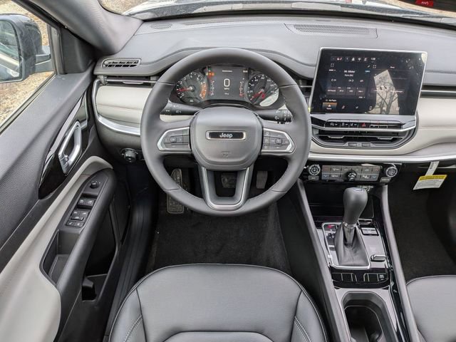 New 2026 Jeep Compass Limited image 14