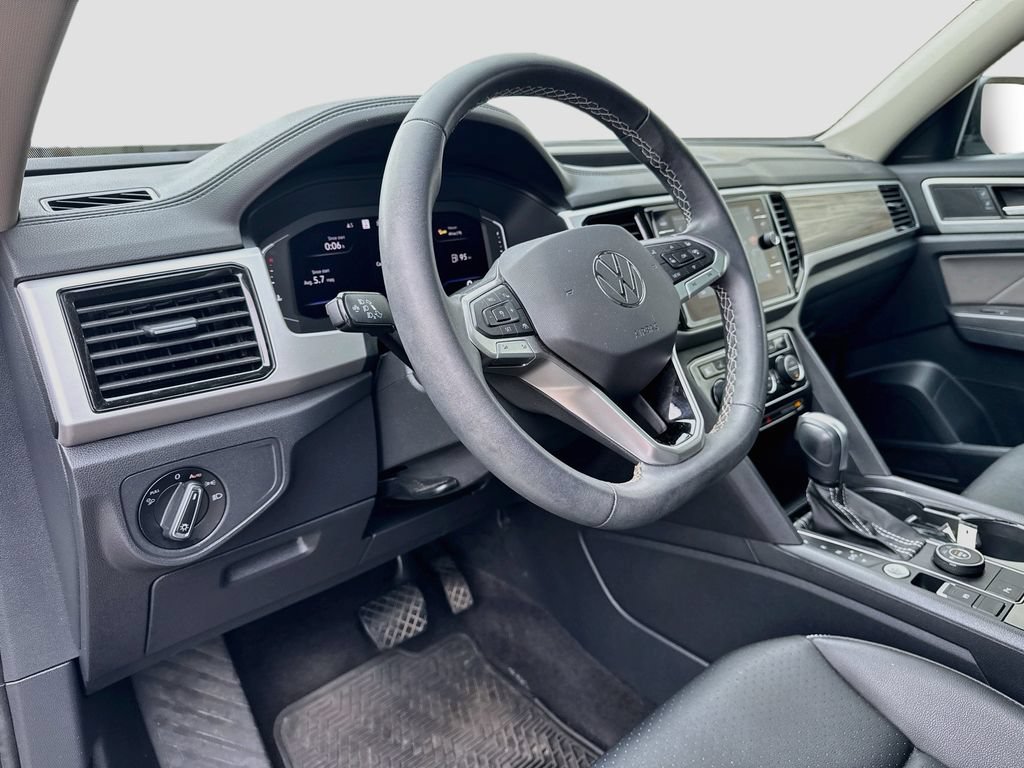 Used 2023 Volkswagen Atlas SEL AWD/4WD image 9