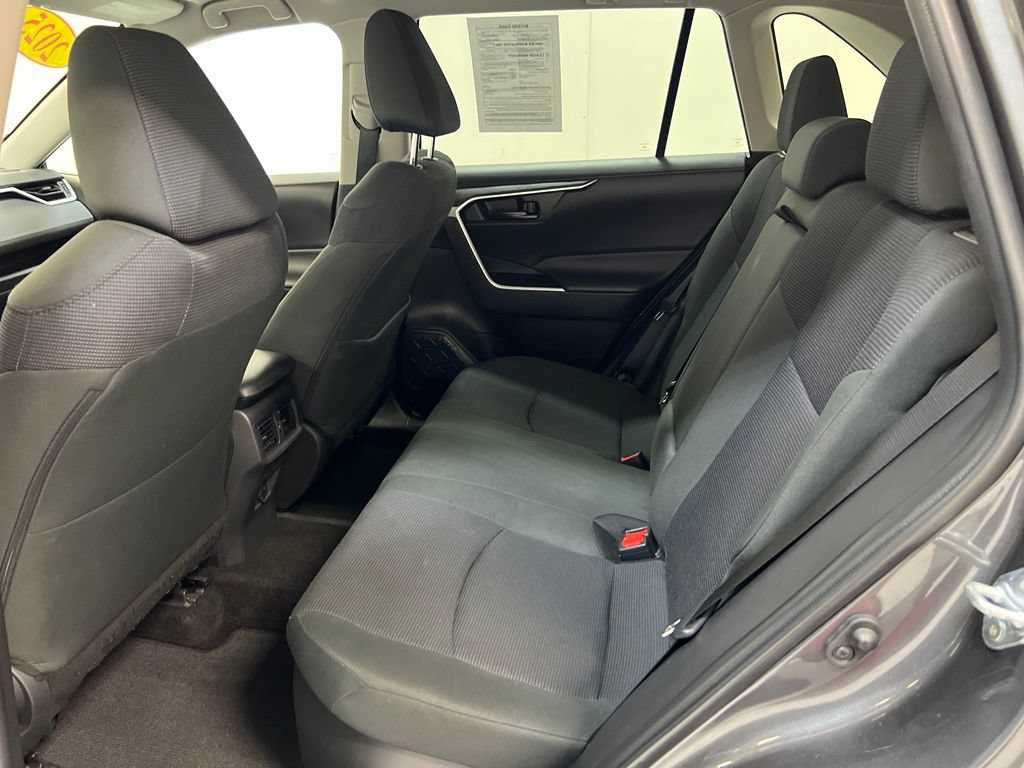 Used 2025 Toyota RAV4 LE AWD/4WD image 28