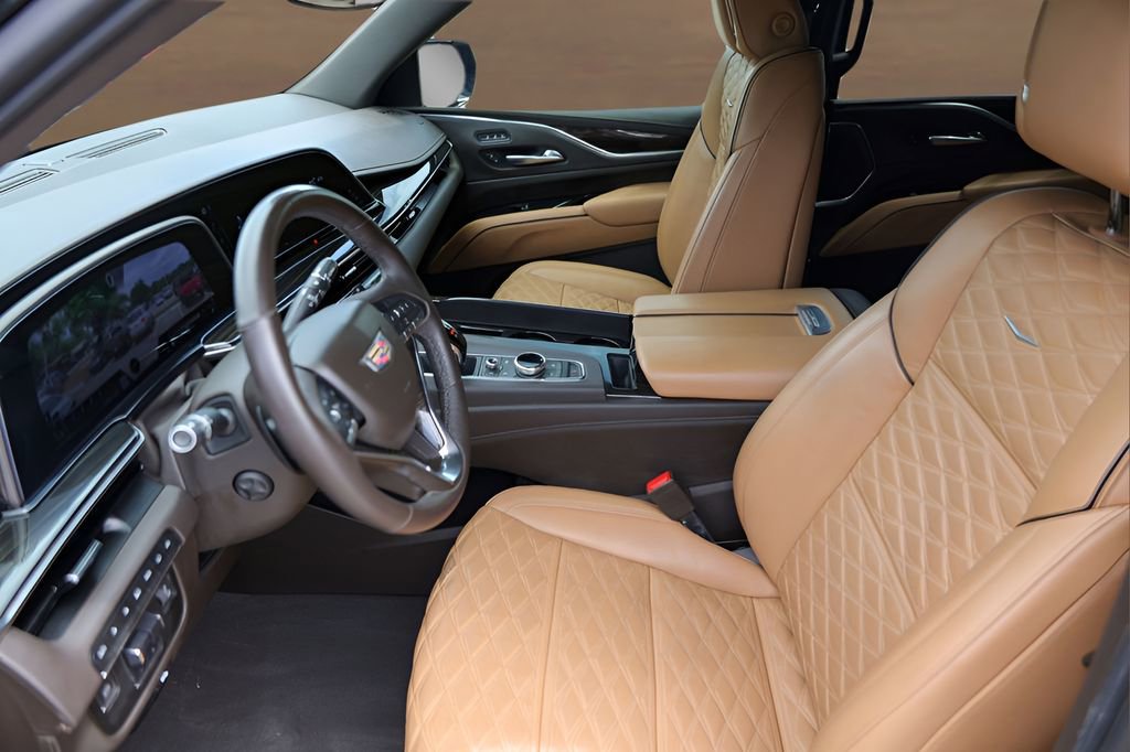 Used 2021 Cadillac Escalade ESV Sport w/ Driver Assist Tech Package AWD/4WD image 9
