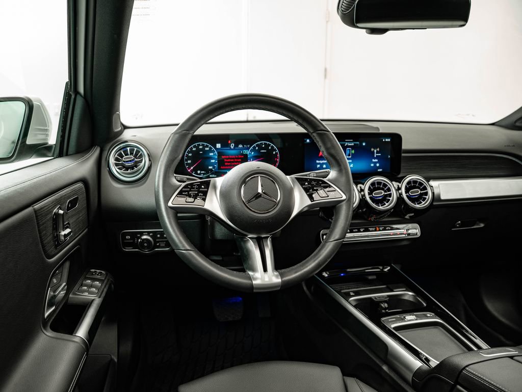 Certified 2024 Mercedes-Benz GLB 250 4MATIC image 32