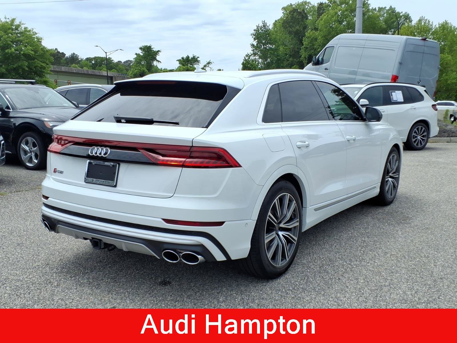 Used 2023 Audi SQ8 Prestige AWD/4WD image 6