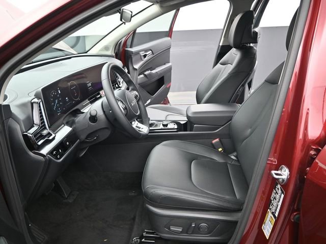 Used 2025 Kia Sportage SX image 11