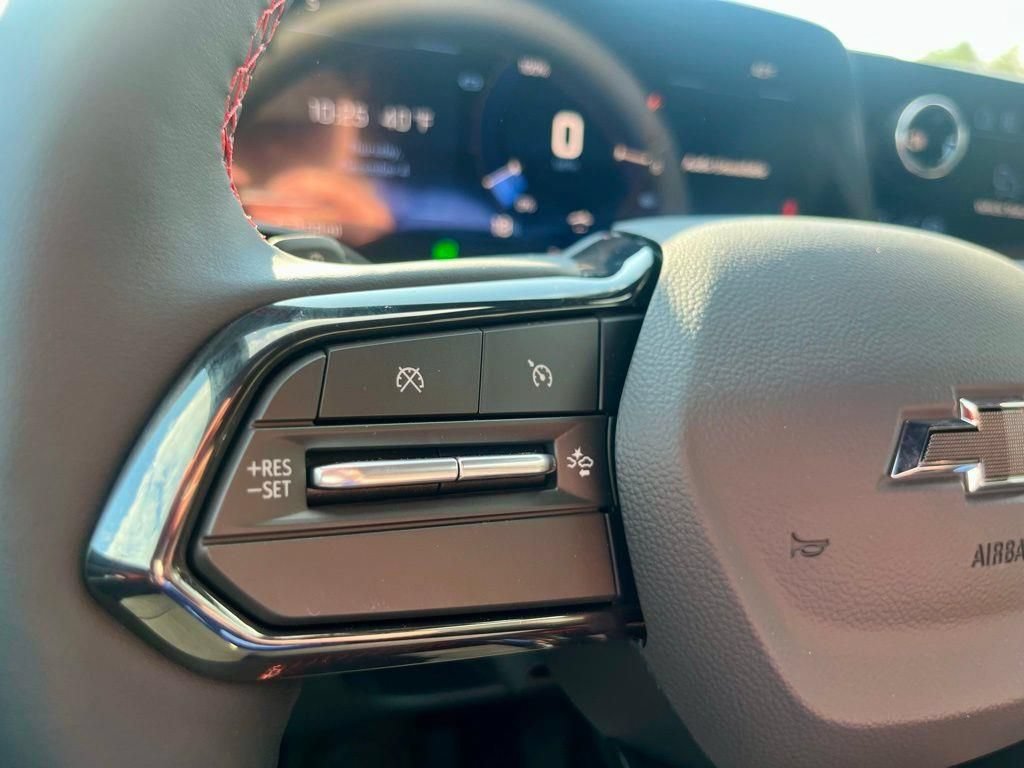 New 2026 Chevrolet Equinox EV RS w/ LPO, All-Weather Mat Package FWD image 17