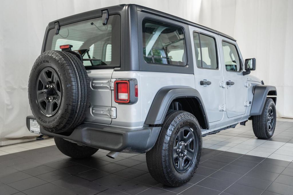 Used 2024 Jeep Wrangler Unlimited Sport AWD/4WD image 4