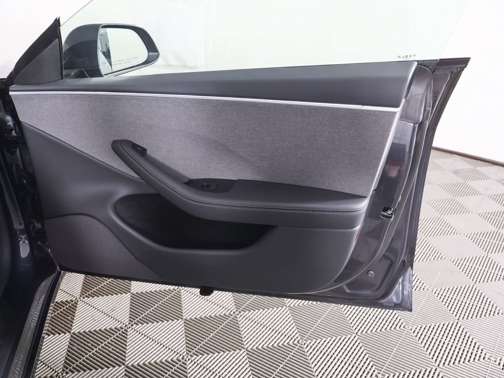 Used 2025 Tesla Model 3 Long Range RWD image 28