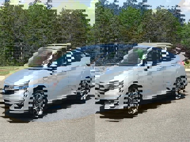 Used 2018 Honda Clarity Touring image 1