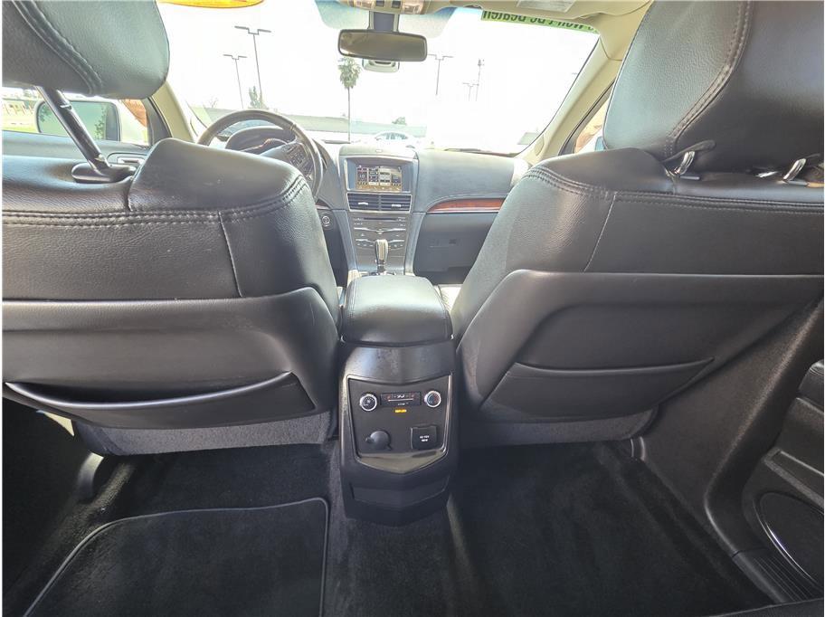 Used 2018 Lincoln MKT AWD w/ Technology Package image 11