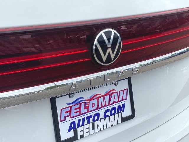 Used 2025 Volkswagen Atlas SE AWD/4WD image 30