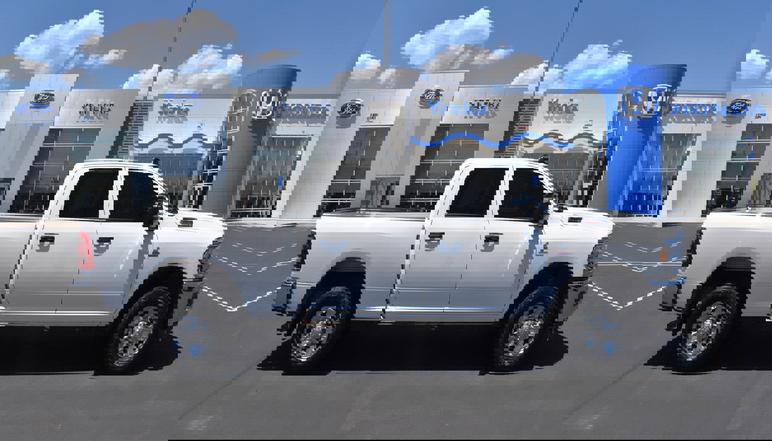 Used 2024 RAM 2500 Tradesman w/ Chrome Appearance Group