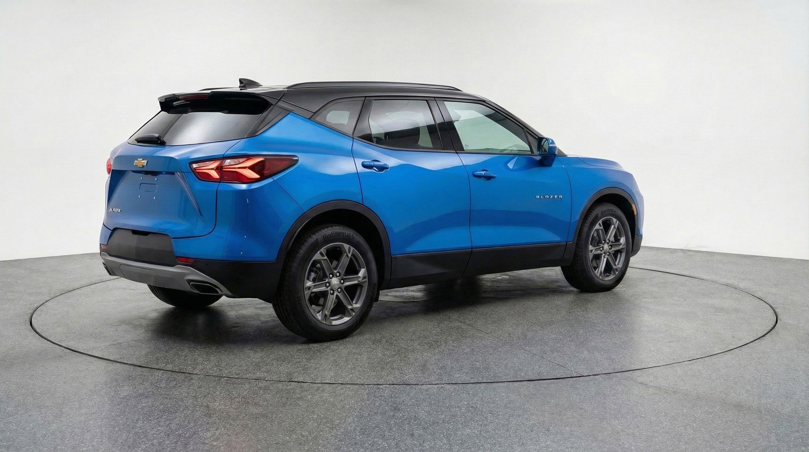 Used 2025 Chevrolet Blazer LT image 9