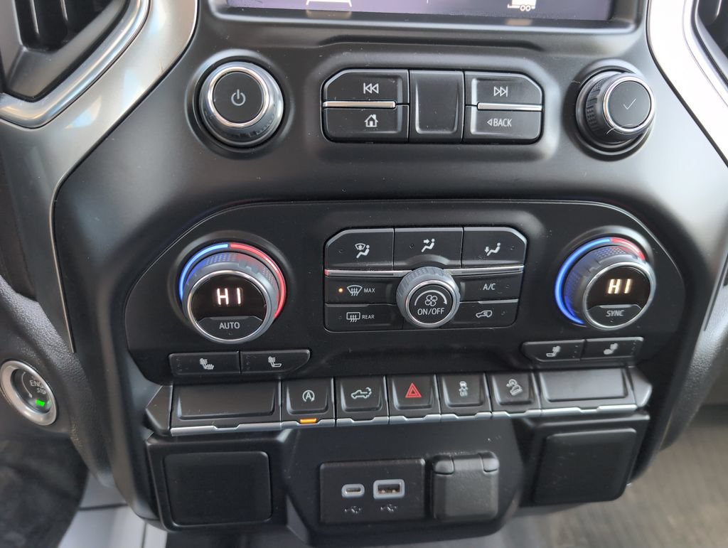 Used 2022 Chevrolet Silverado 1500 RST AWD/4WD image 23