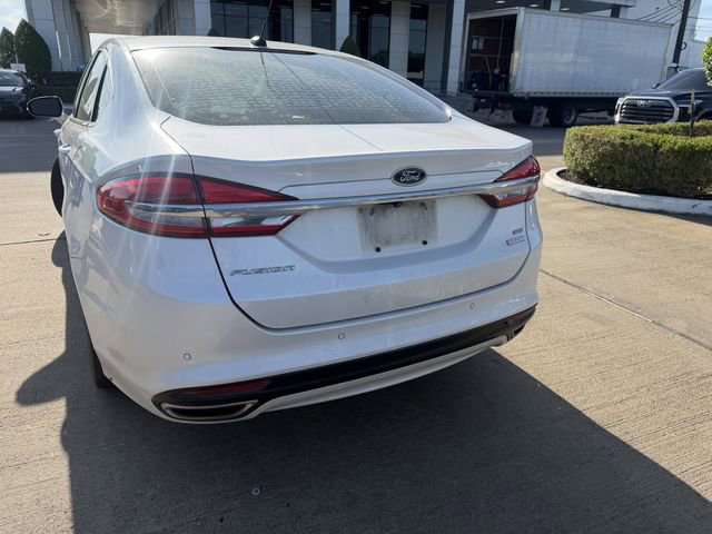 Used 2017 Ford Fusion SE w/ Fusion SE Technology Package FWD image 6