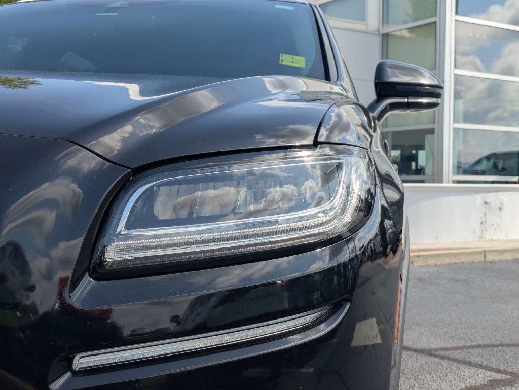 Used 2022 Lincoln Nautilus Reserve w/ Luxury Package FWD image 11