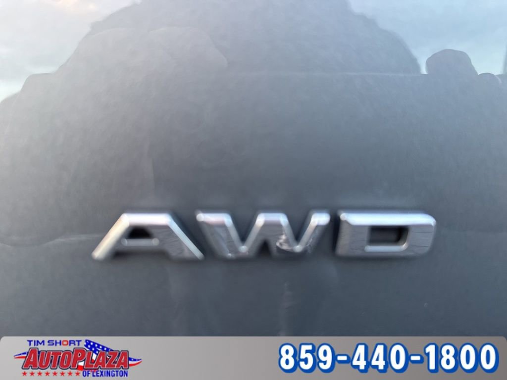 Used 2023 Cadillac XT4 Sport w/ Driver Assist Package image 15