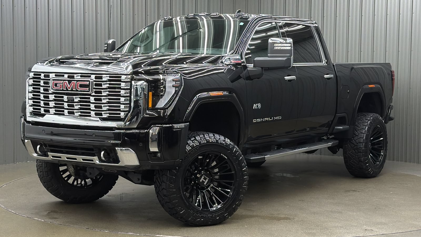 Used 2026 GMC Sierra 3500 Denali w/ Denali Reserve Package AWD/4WD image 1