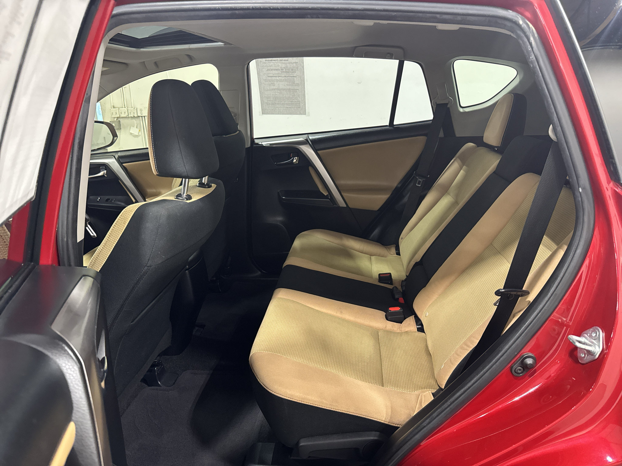 Used 2017 Toyota RAV4 XLE FWD image 29