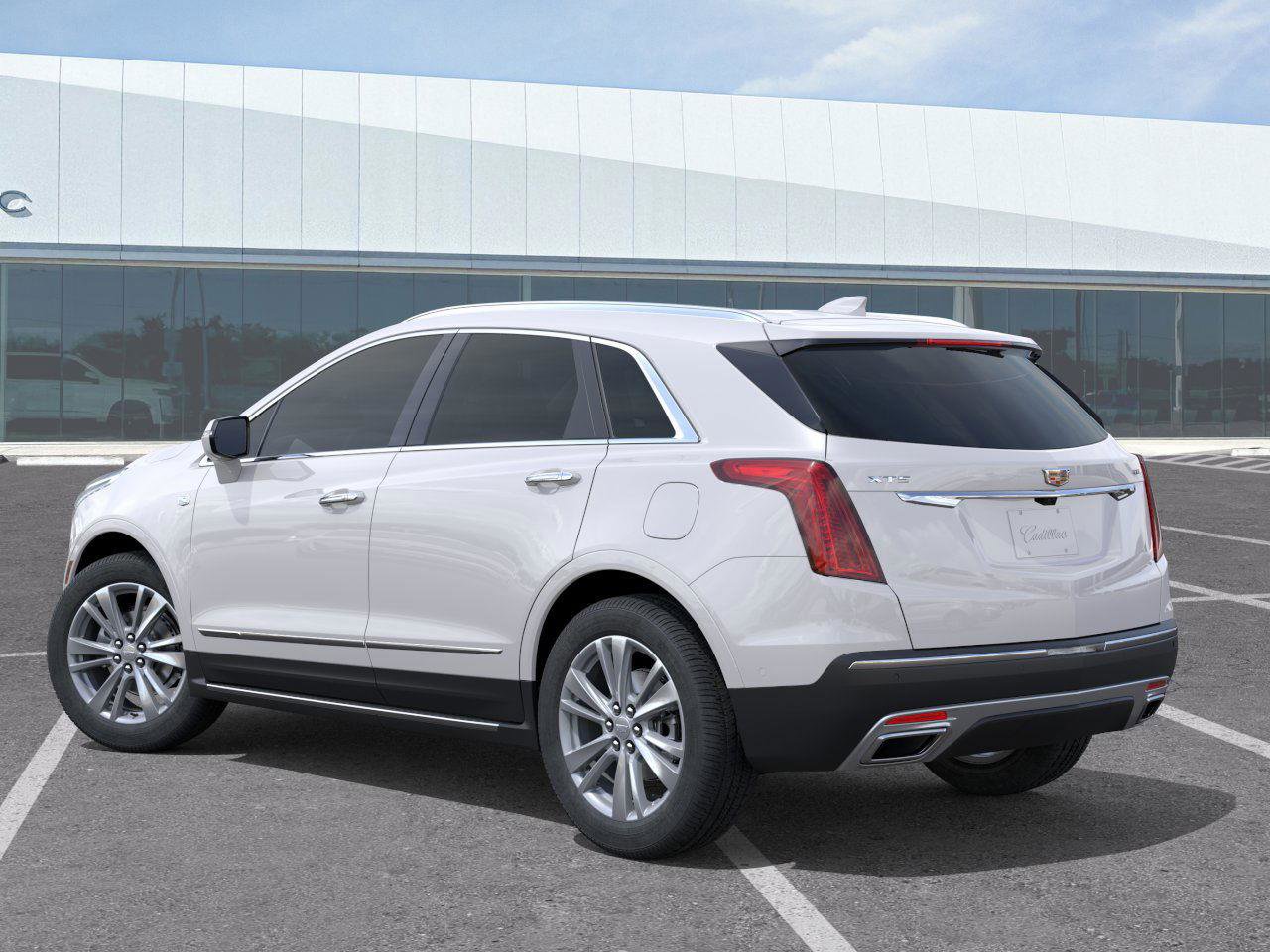 New 2025 Cadillac XT5 Premium Luxury w/ Technology Package FWD image 3