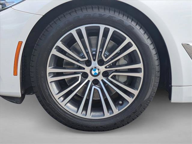 Used 2018 BMW 530i RWD image 25