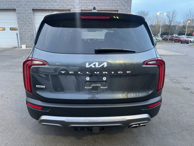 Used 2022 Kia Telluride SX w/ SX Prestige Package image 4