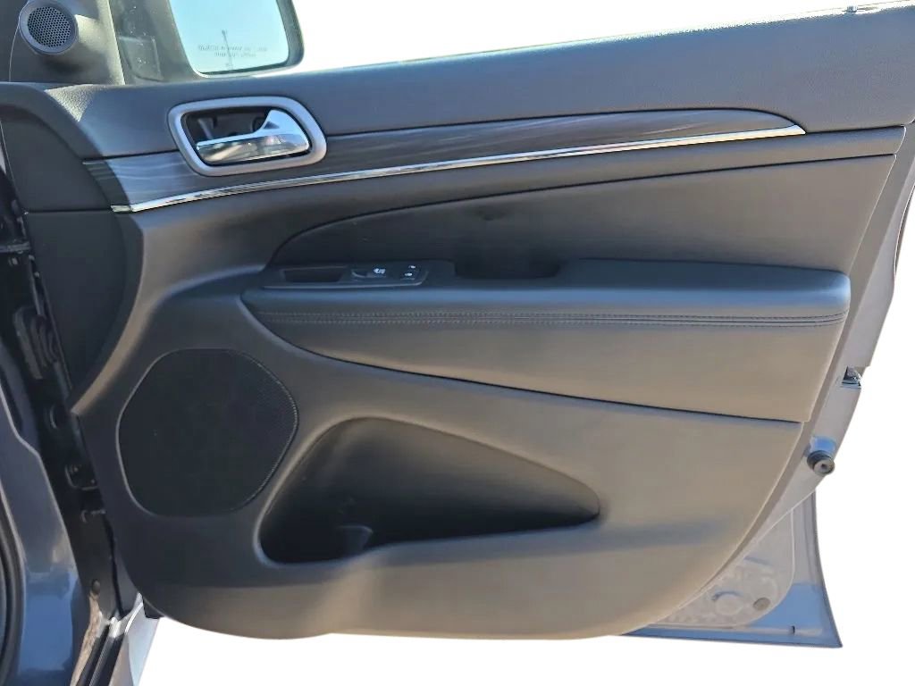 Used 2019 Jeep Grand Cherokee Limited X AWD/4WD image 19