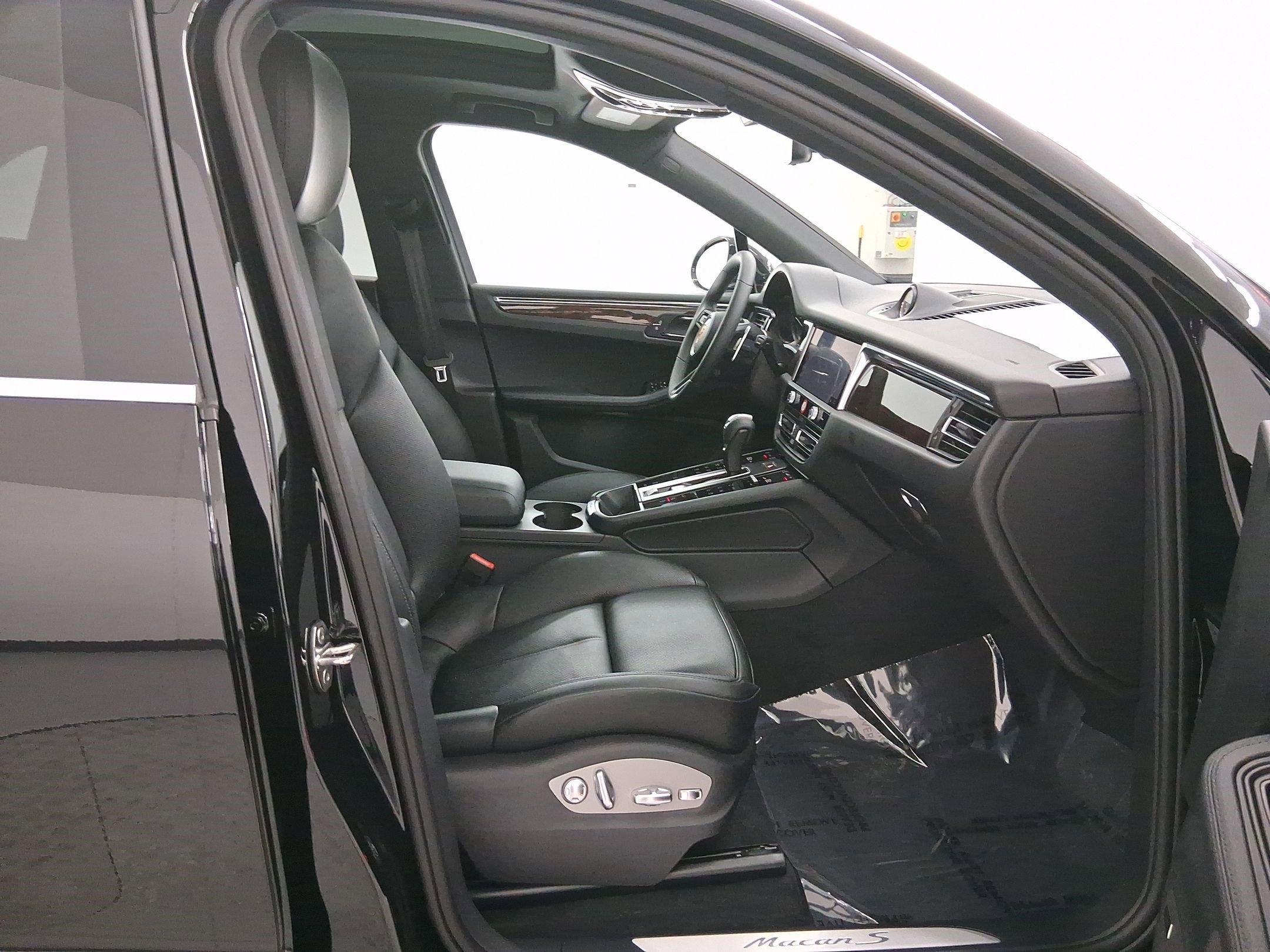 New 2026 Porsche Macan S image 36