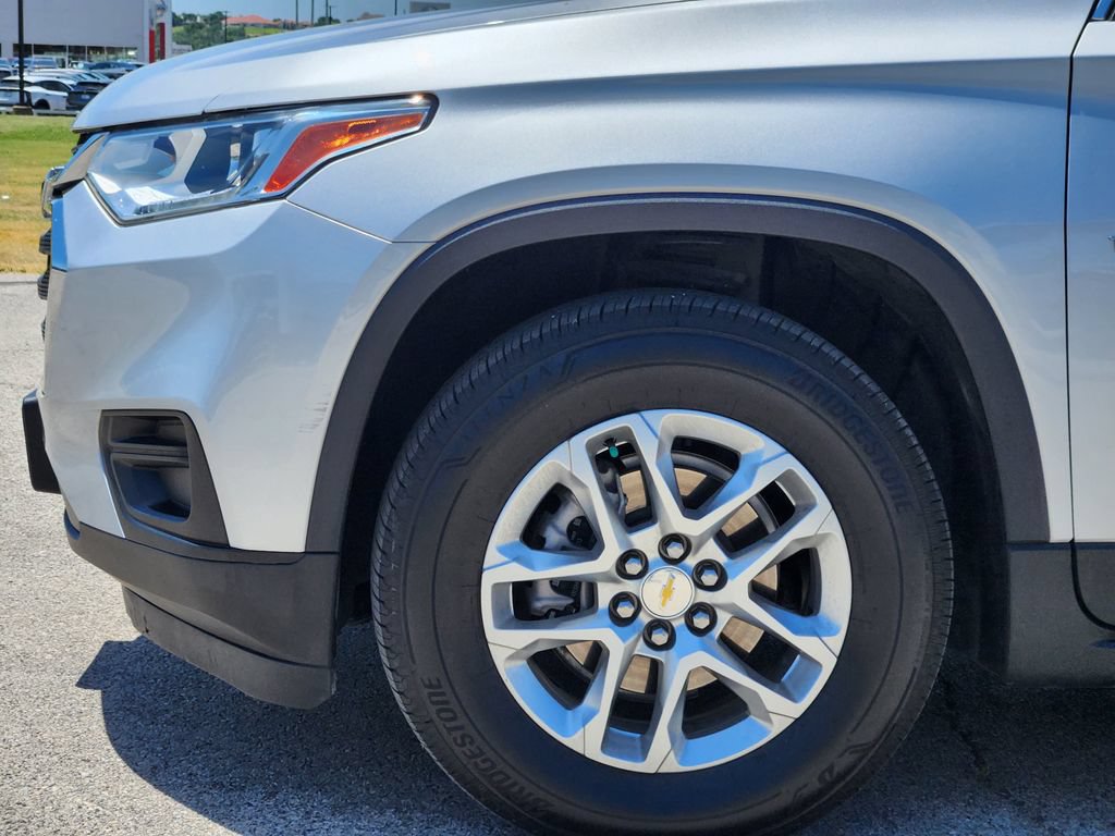 Certified 2021 Chevrolet Traverse LS FWD image 9