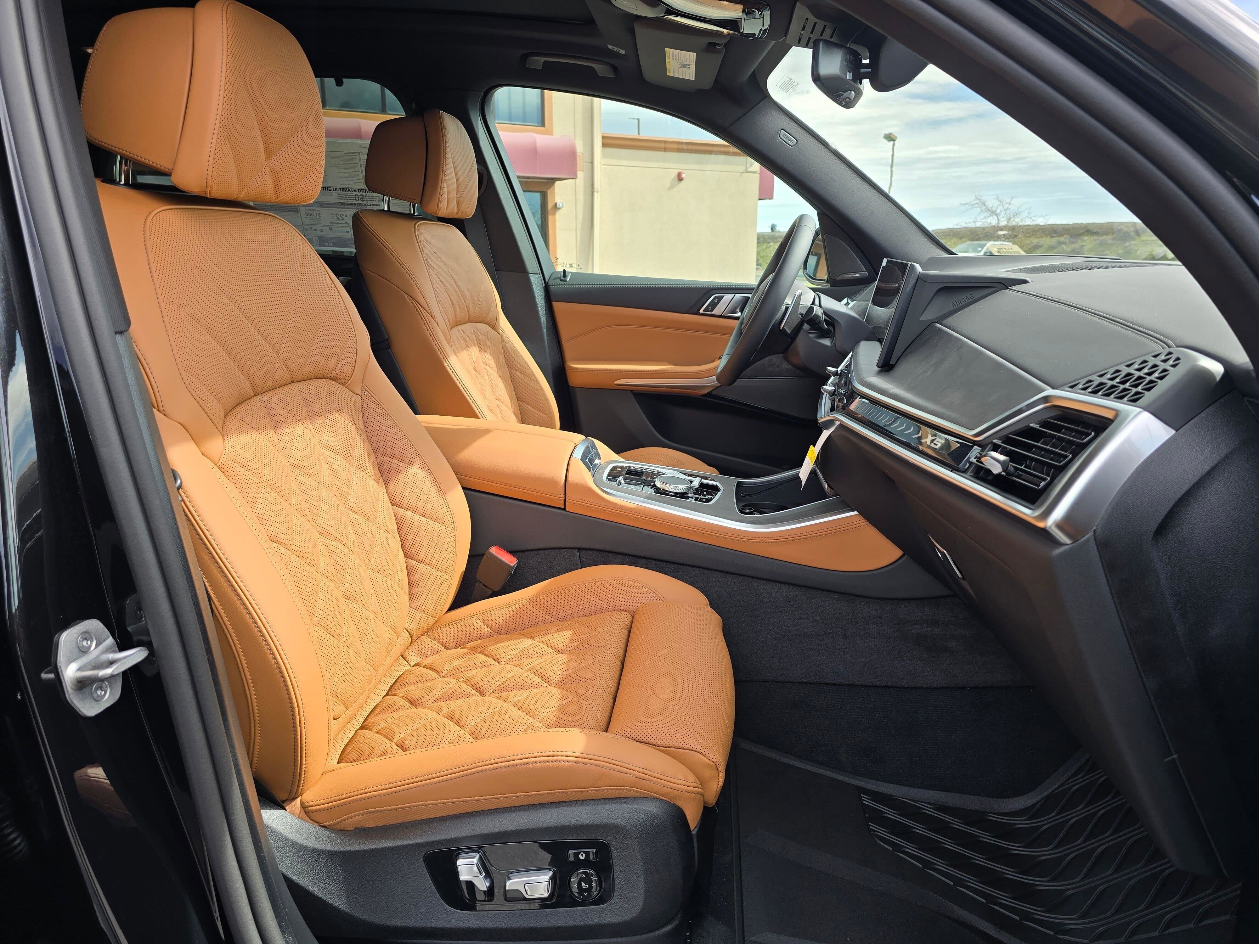 New 2026 BMW X5 xDrive50e w/ M Sport Package image 15