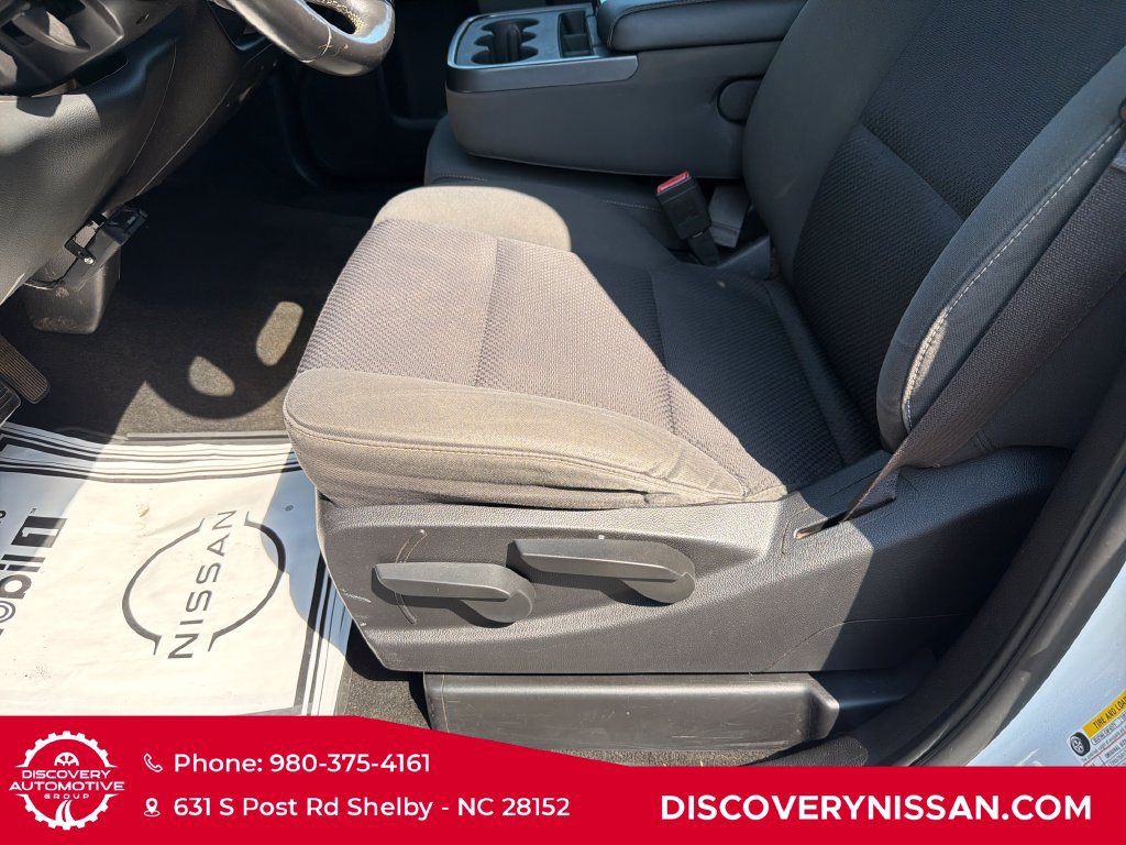 Used 2015 Chevrolet Silverado 2500 LT AWD/4WD image 11