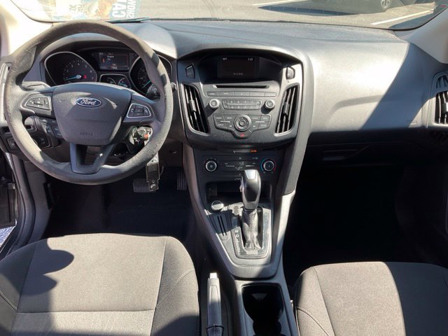 Used 2016 Ford Focus SE FWD image 4