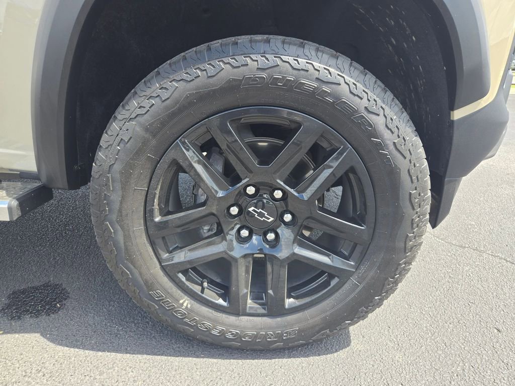 Certified 2024 Chevrolet Colorado Trail Boss AWD/4WD image 28