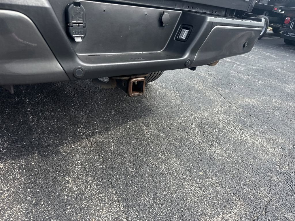 Used 2020 Ford F150 XL w/ Equipment Group 101A Mid AWD/4WD image 13