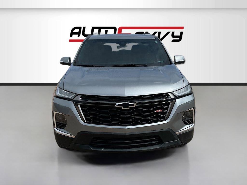 Used 2023 Chevrolet Traverse RS w/ LPO, Cargo Package image 2