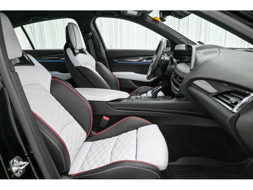 Used 2025 Cadillac CT5 V Blackwing w/ Super Cruise 1 Package RWD image 18