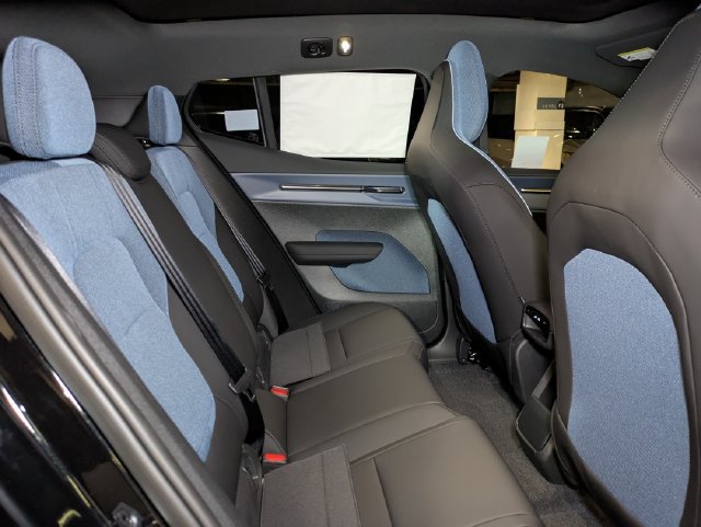 New 2026 Volvo EX30 Ultra w/ Climate Package AWD/4WD image 25