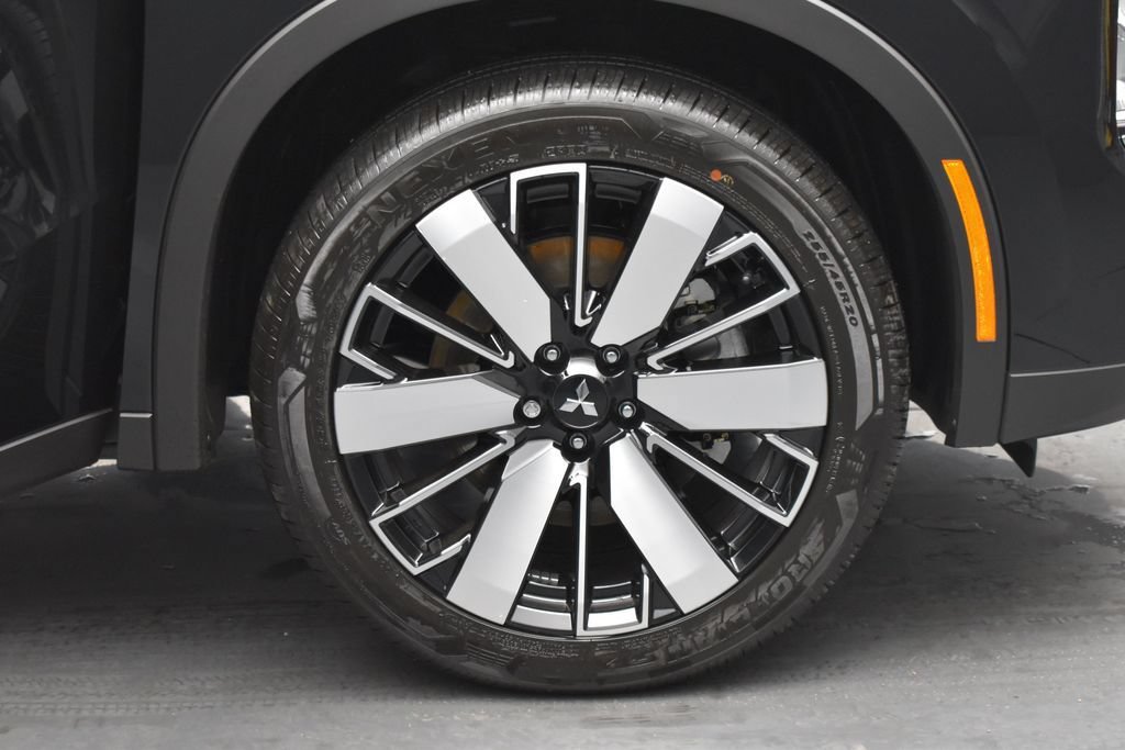 New 2026 Mitsubishi Outlander SE AWD/4WD image 5