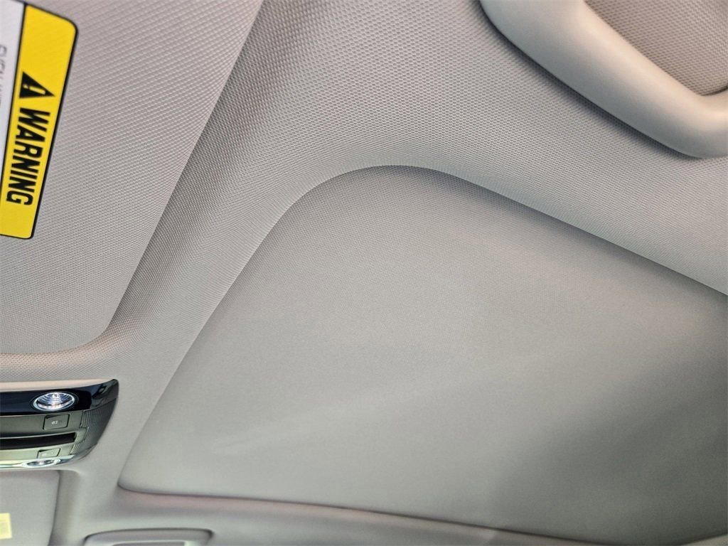 New 2026 Kia Sorento S w/ S Panoramic Sunroof Package image 18