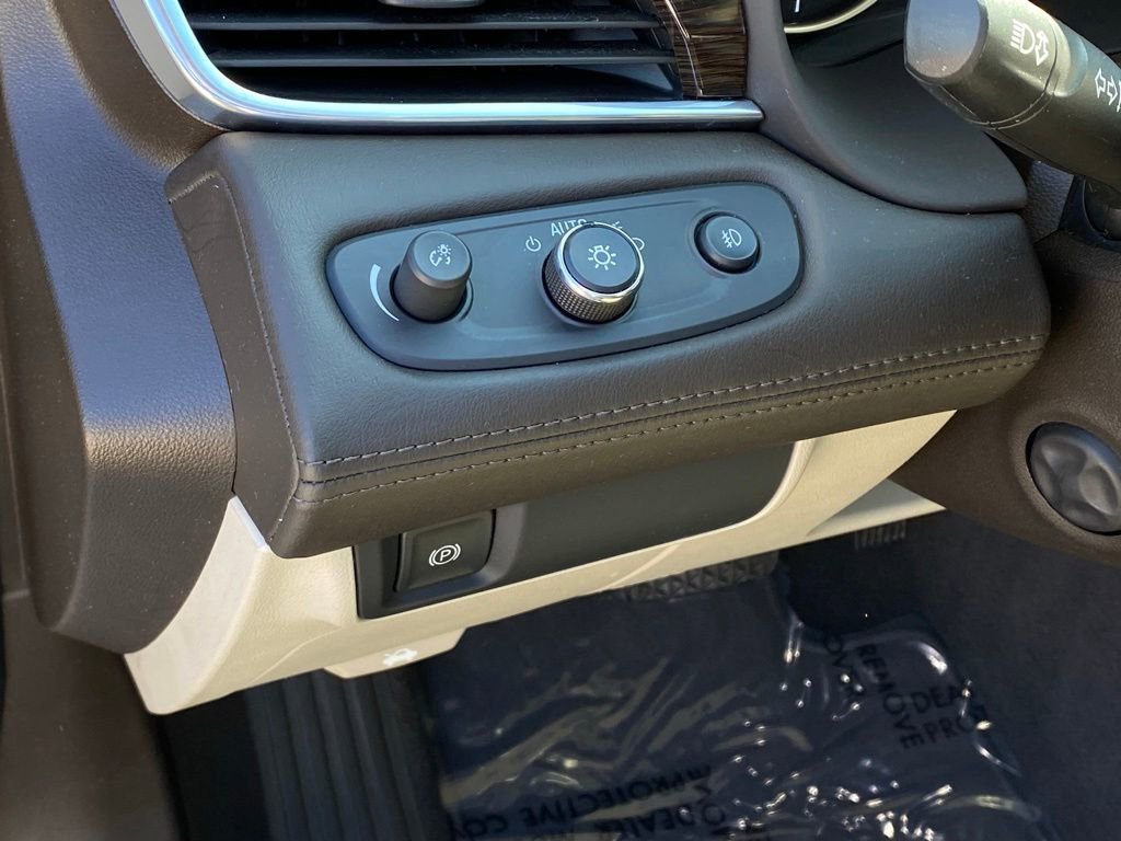 Used 2019 Buick LaCrosse Essence w/ Sights and Sounds Package FWD image 12