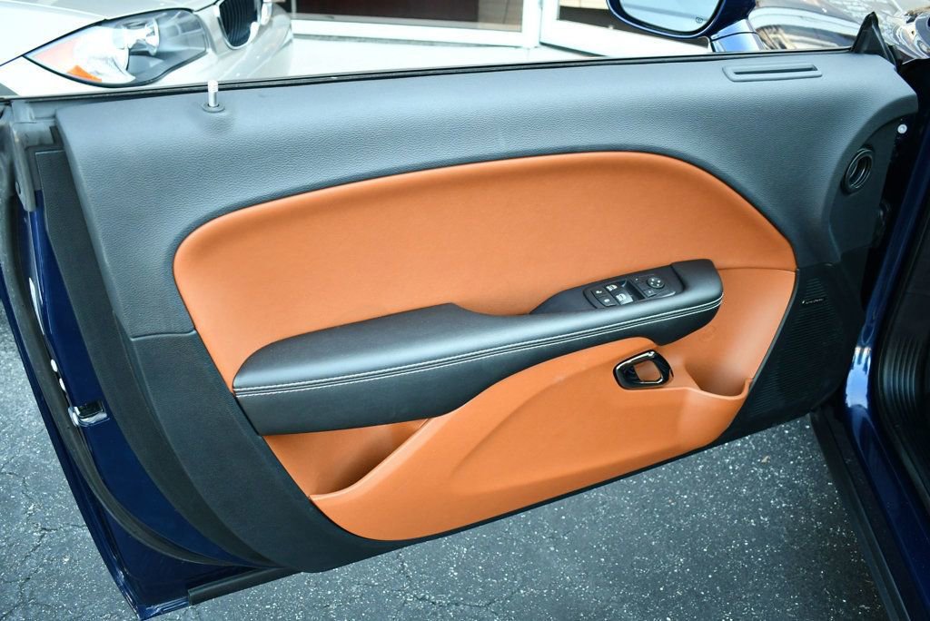 Used 2017 Dodge Challenger SRT Hellcat image 11