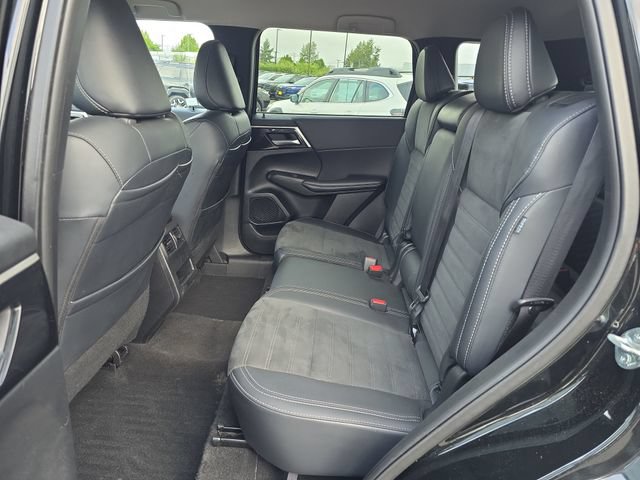 Used 2024 Mitsubishi Outlander SE AWD/4WD image 18
