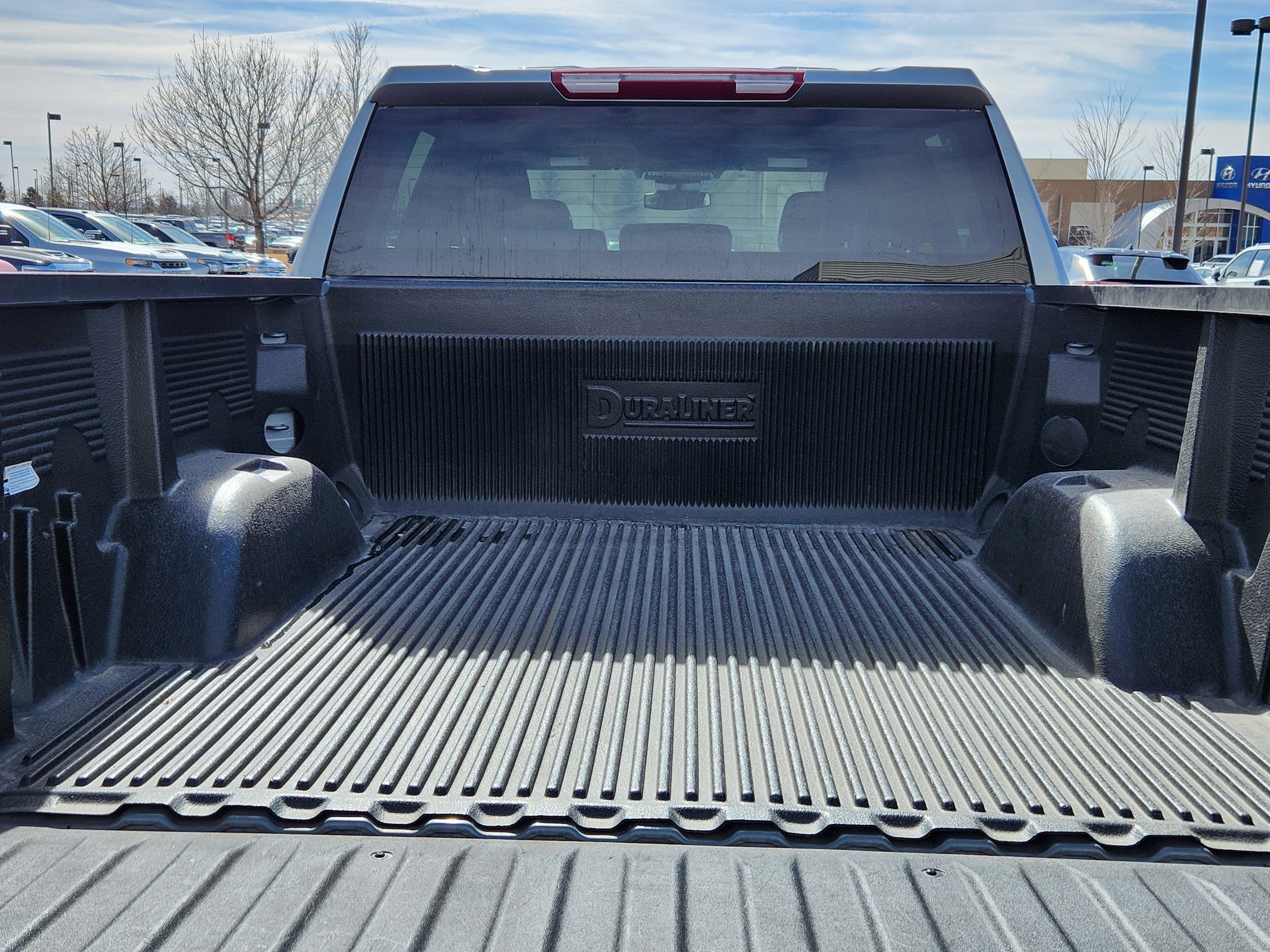 Used 2025 Chevrolet Silverado 1500 LT AWD/4WD image 16