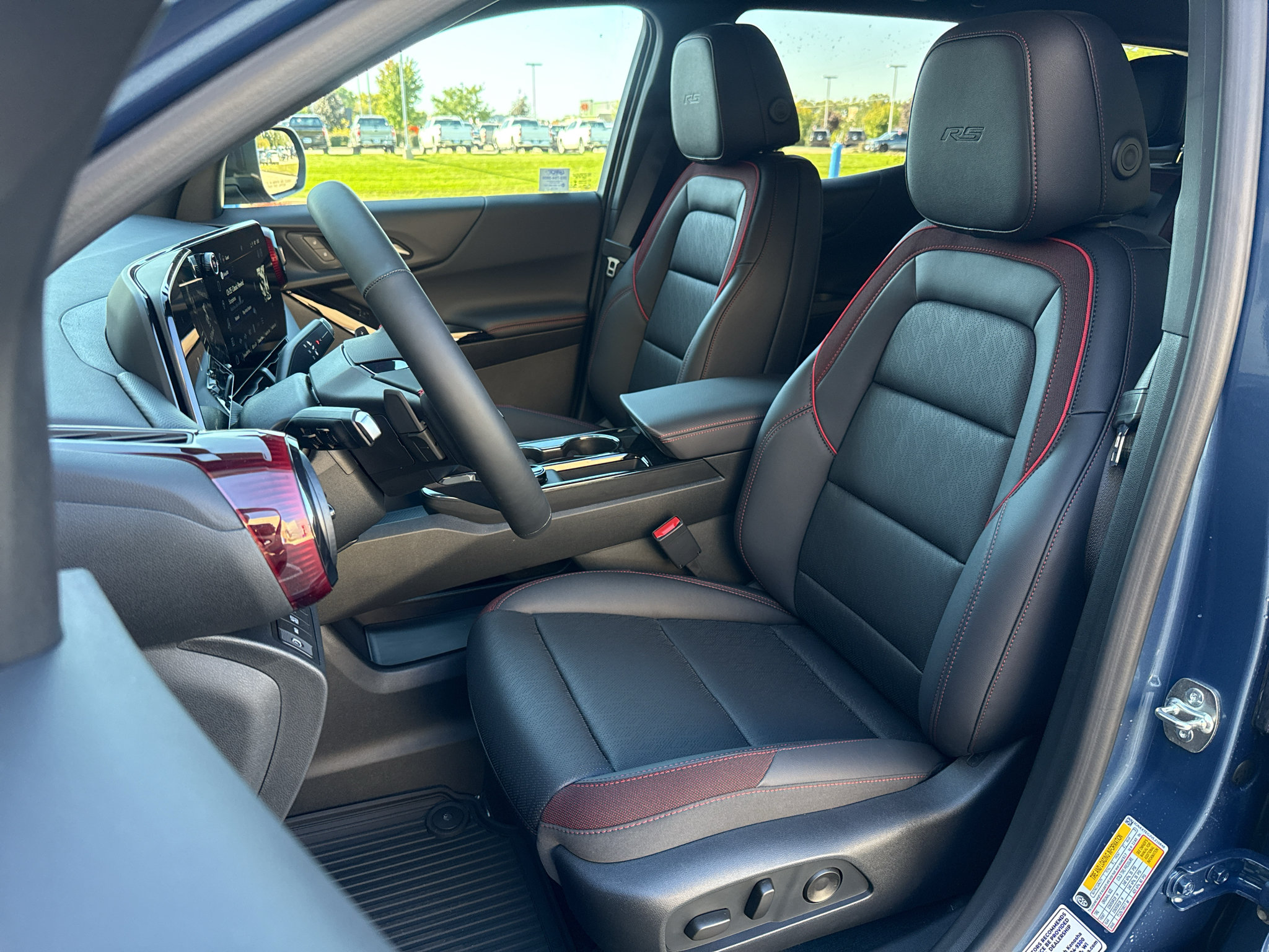 New 2027 Chevrolet Equinox RS w/ Safety and Technology Package AWD/4WD image 12