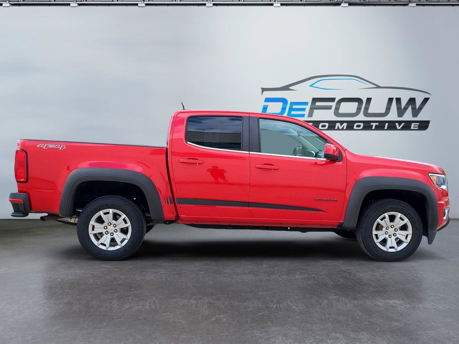 Used 2020 Chevrolet Colorado LT w/ LT Convenience Package AWD/4WD image 2