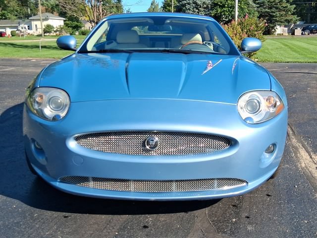 Used 2007 Jaguar XK Convertible RWD image 2