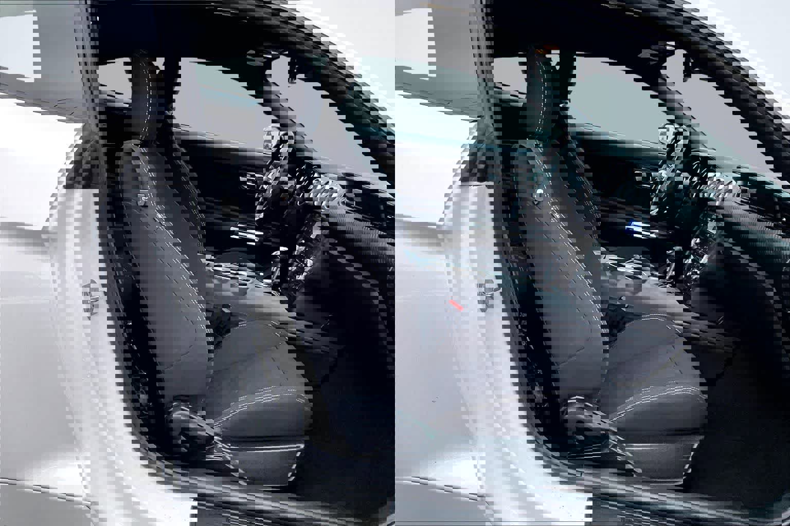 Used 2022 Ford Mustang Coupe image 13